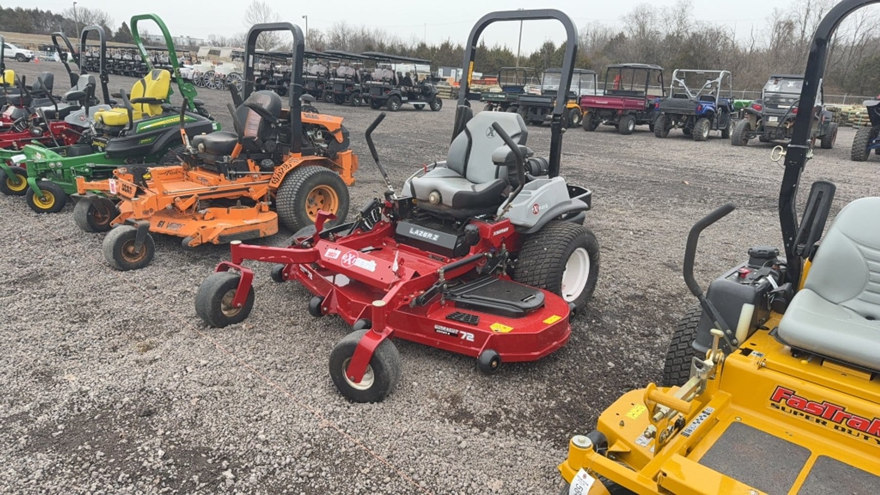 Exmark Lazer Z Equipment Image0