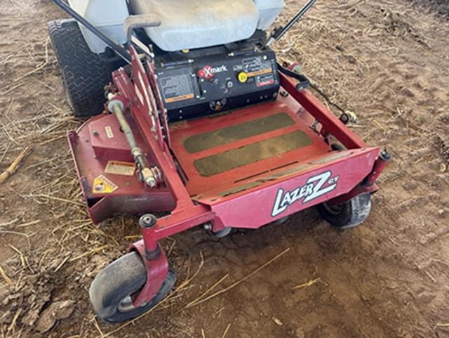 Image of Exmark Lazer Z equipment image 1