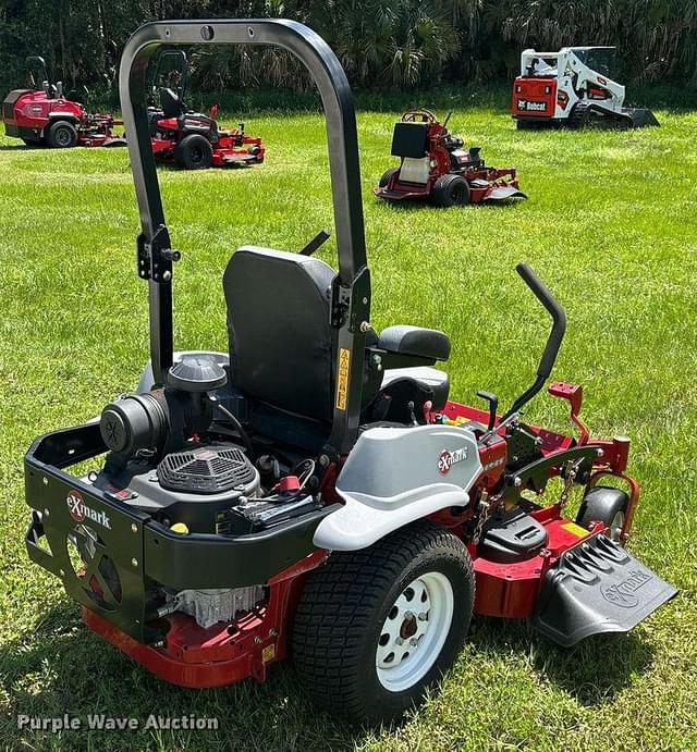 Image of Exmark Lazer Z equipment image 4