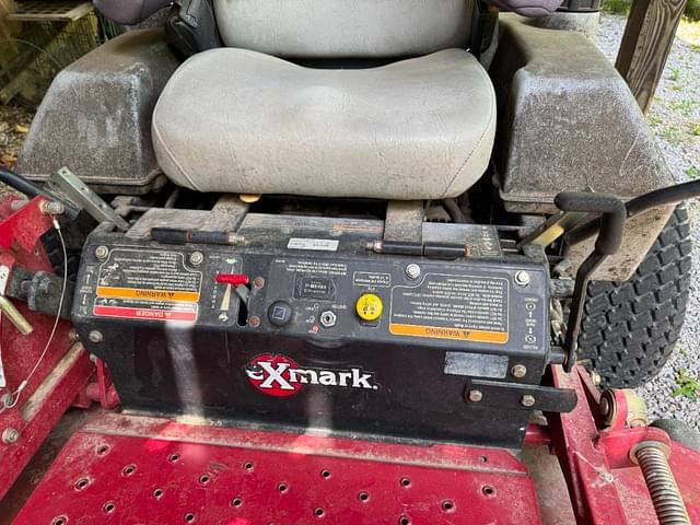 Image of Exmark Lazer Z equipment image 2