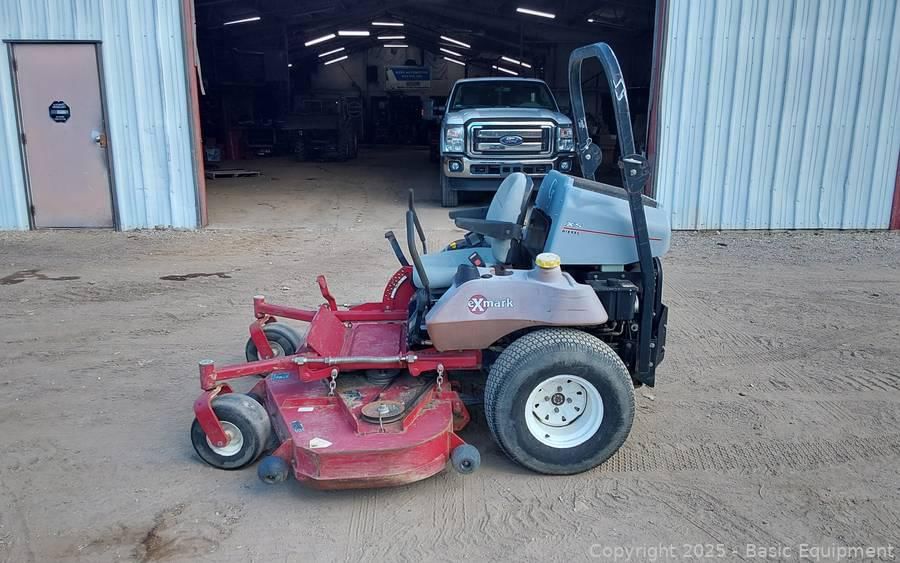 Exmark Lazer Z Equipment Image0