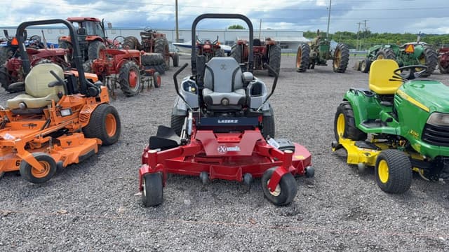 Image of Exmark Lazer Z equipment image 1