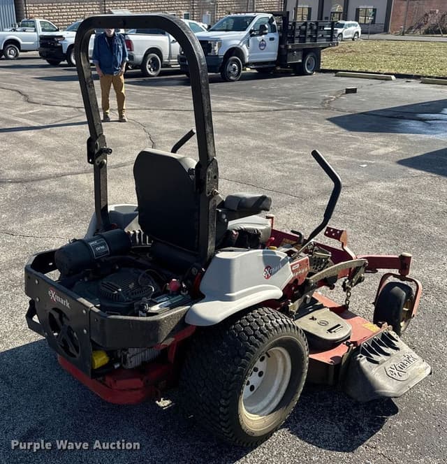 Image of Exmark Lazer Z equipment image 4