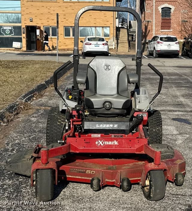 Image of Exmark Lazer Z equipment image 1