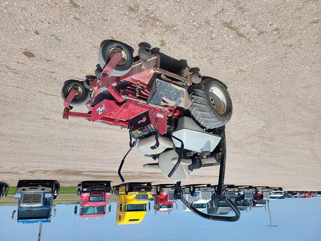 Image of Exmark Lazer Z equipment image 1
