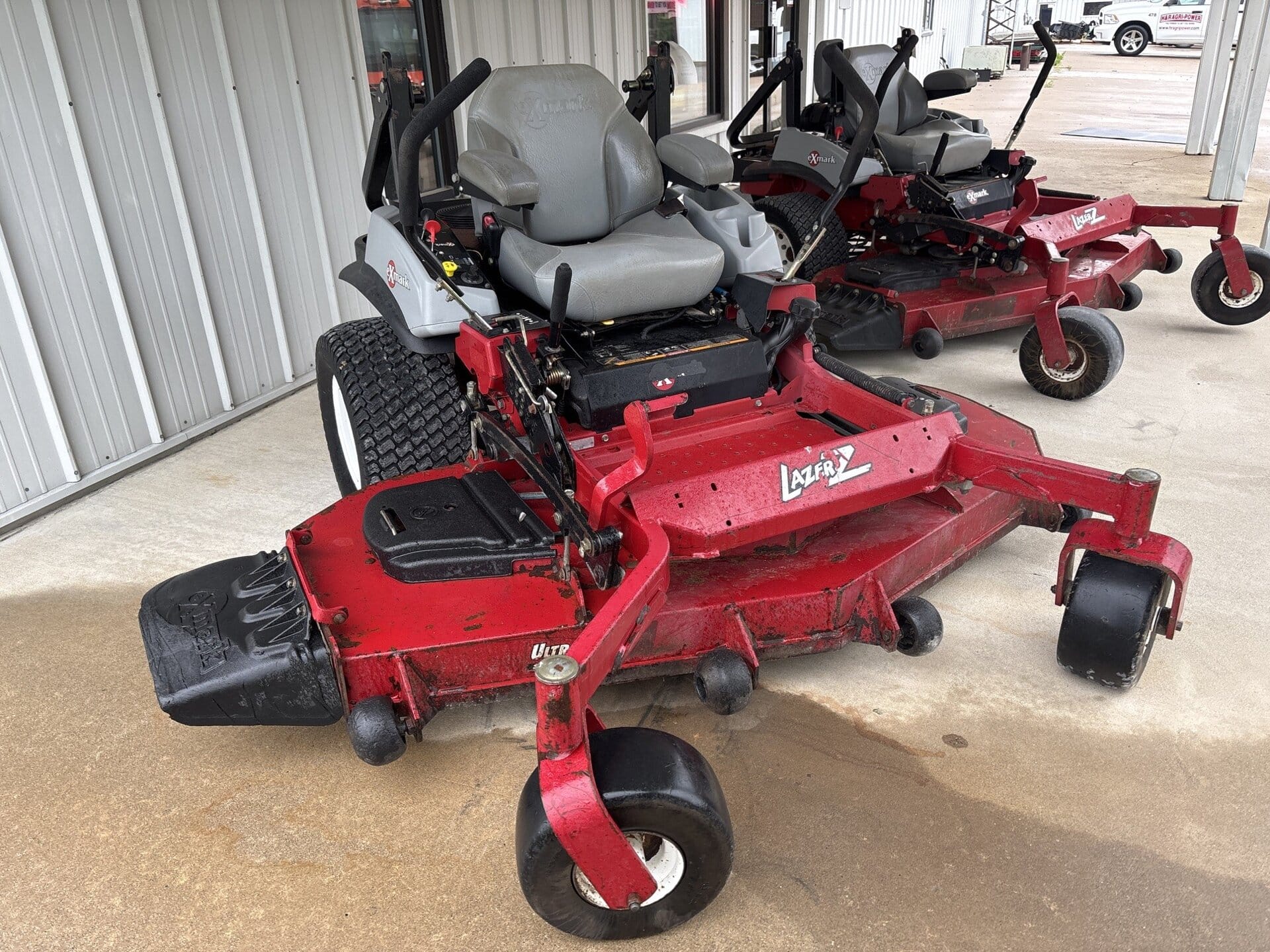 Exmark LZ27KC724 Equipment Image0