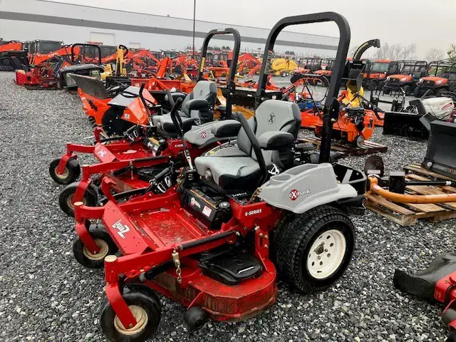 Image of Exmark Lazer Z equipment image 3