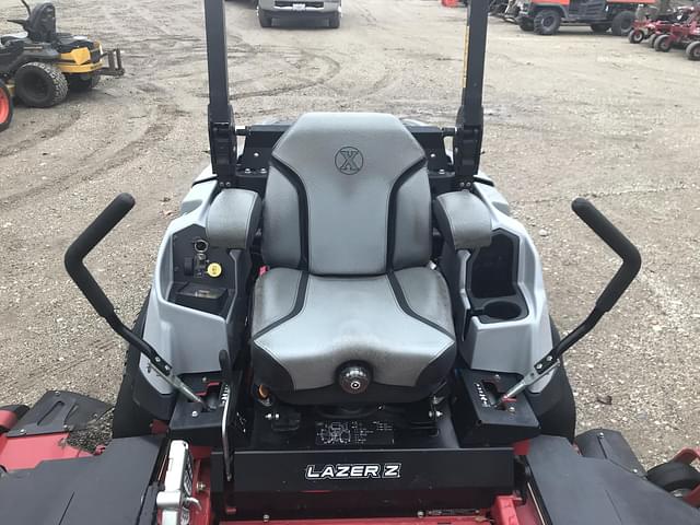 Image of Exmark Lazer Z equipment image 4