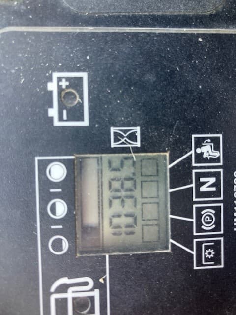 Image of Exmark LZX801GKA60600 equipment image 1