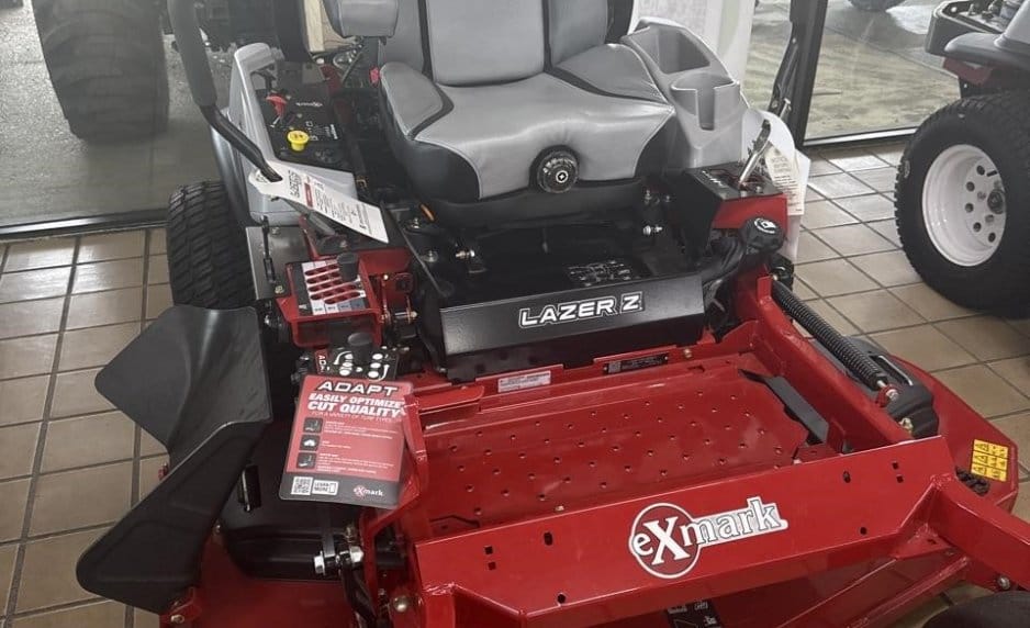 Exmark LZX921GKA606Q1 Equipment Image0