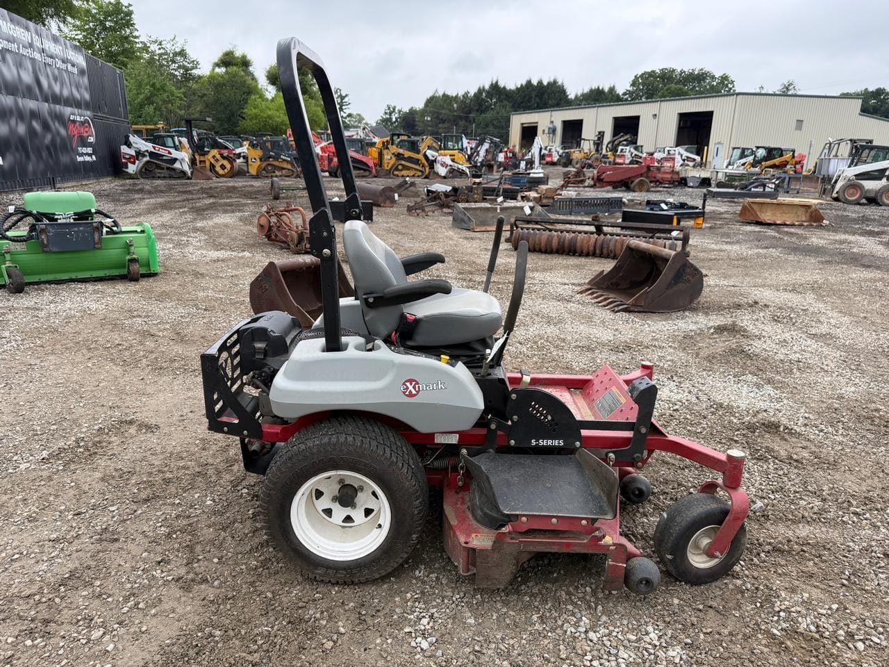 Exmark Pioneer Equipment Image0