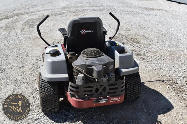 Image of Exmark Quest equipment image 2