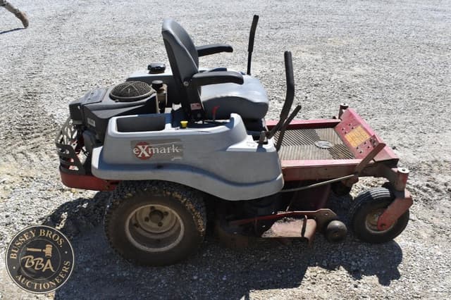 Image of Exmark Quest equipment image 4