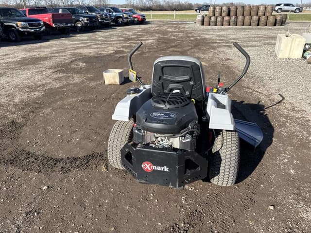 Image of Exmark Quest equipment image 2