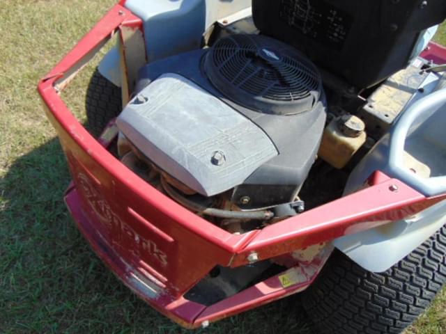 Image of Exmark Quest equipment image 2