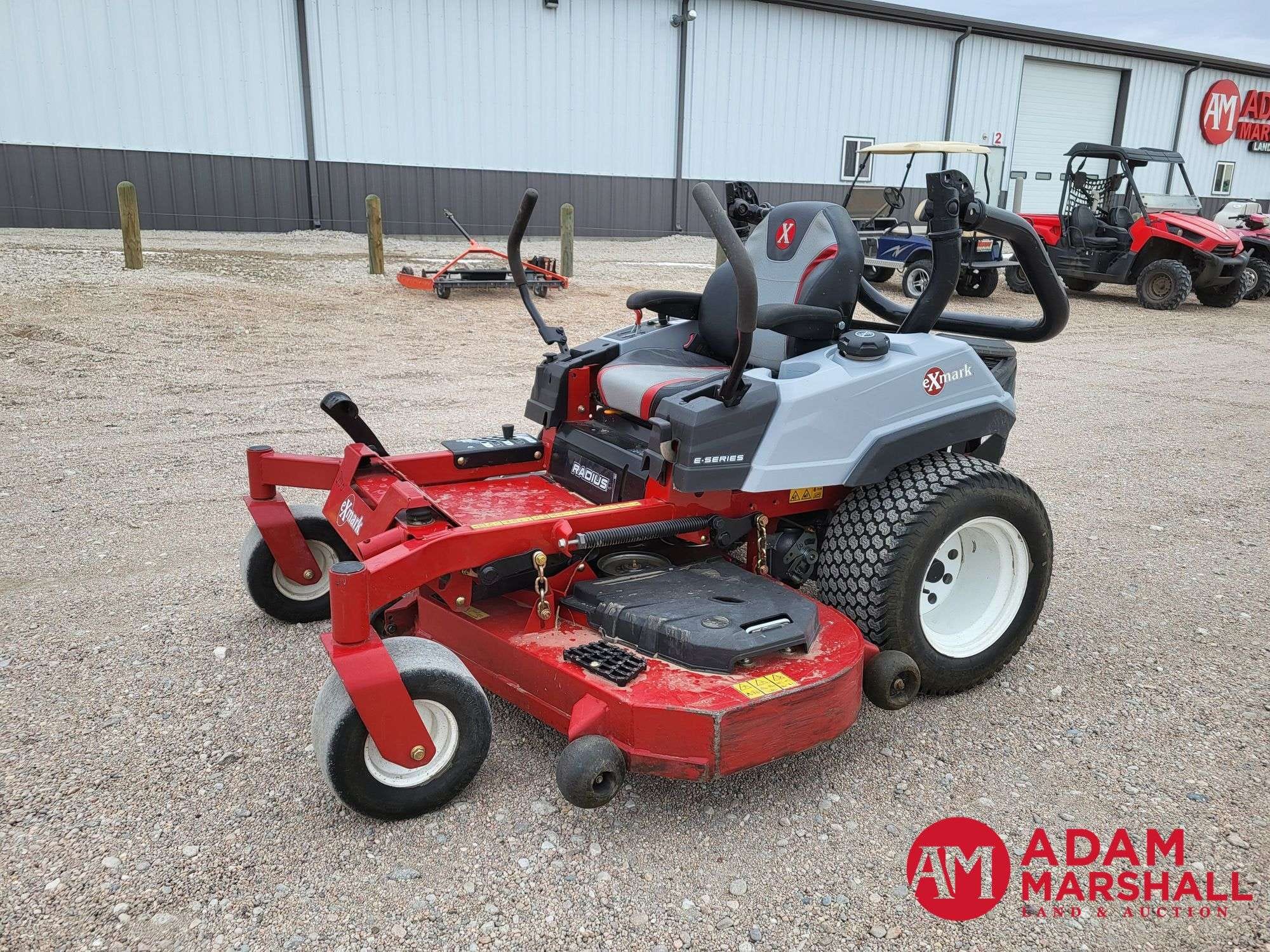 Exmark Radius E-Series Equipment Image0