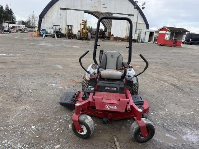 Image of Exmark Radius equipment image 1