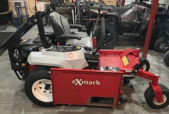 Exmark RAE708GEM Equipment Image0