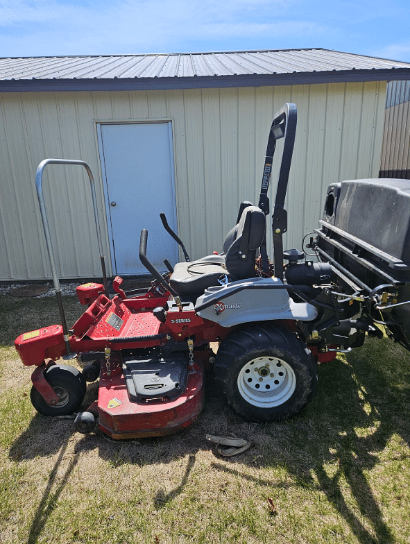 Image of Exmark S-series Image 1