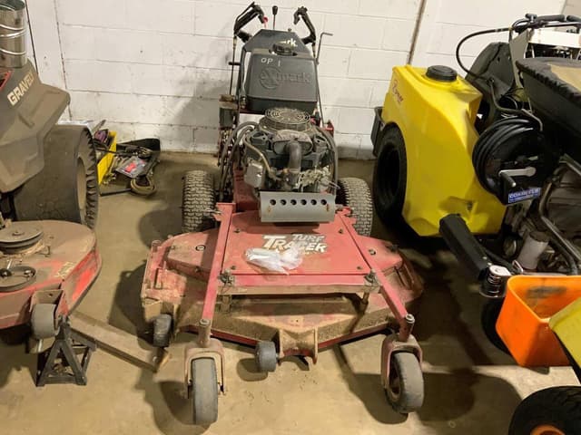 Image of Exmark Turf Tracer equipment image 1