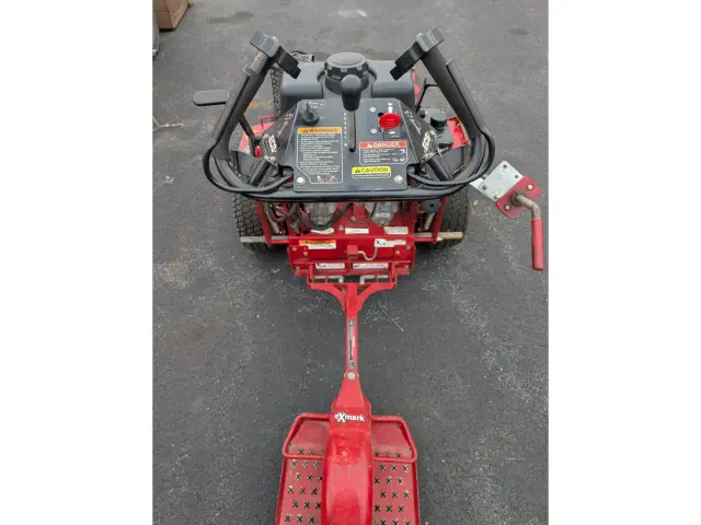 Image of Exmark THP17KA483 equipment image 1