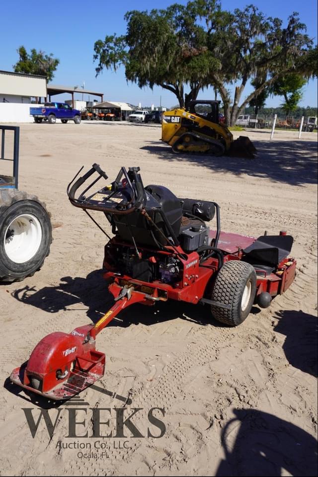 Image of Exmark Turf Tracer equipment image 3