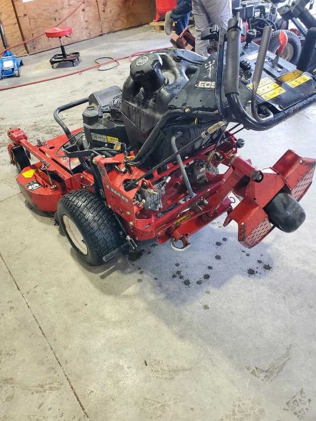 Image of Exmark Turf Tracer equipment image 1