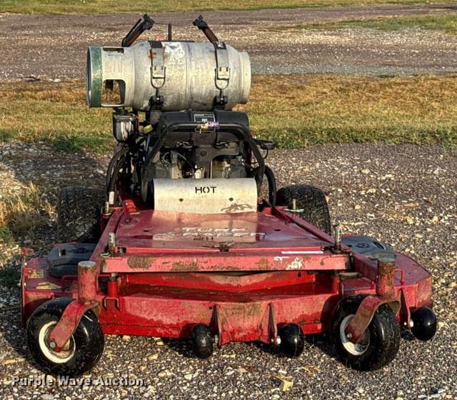 Image of Exmark Turf Tracer equipment image 1