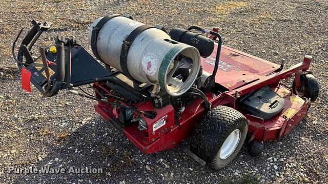 Image of Exmark Turf Tracer equipment image 4