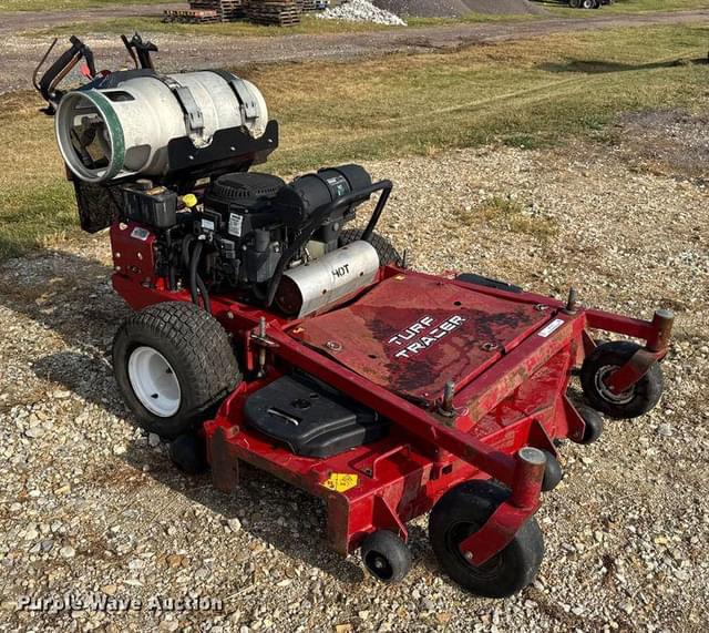 Image of Exmark Turf Tracer equipment image 2