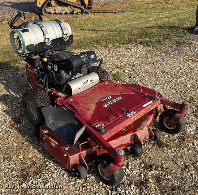 Image of Exmark Turf Tracer equipment image 2