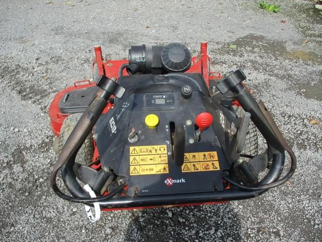 Image of Exmark Turf Tracer equipment image 3
