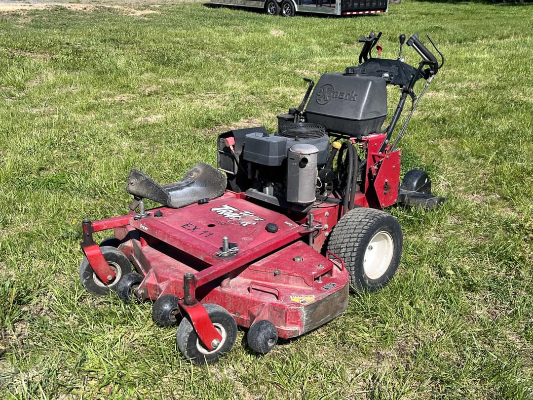 Image of Exmark Turf Tracer Primary image