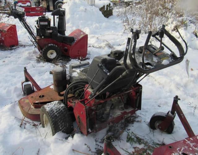 Image of Exmark Commercial equipment image 4