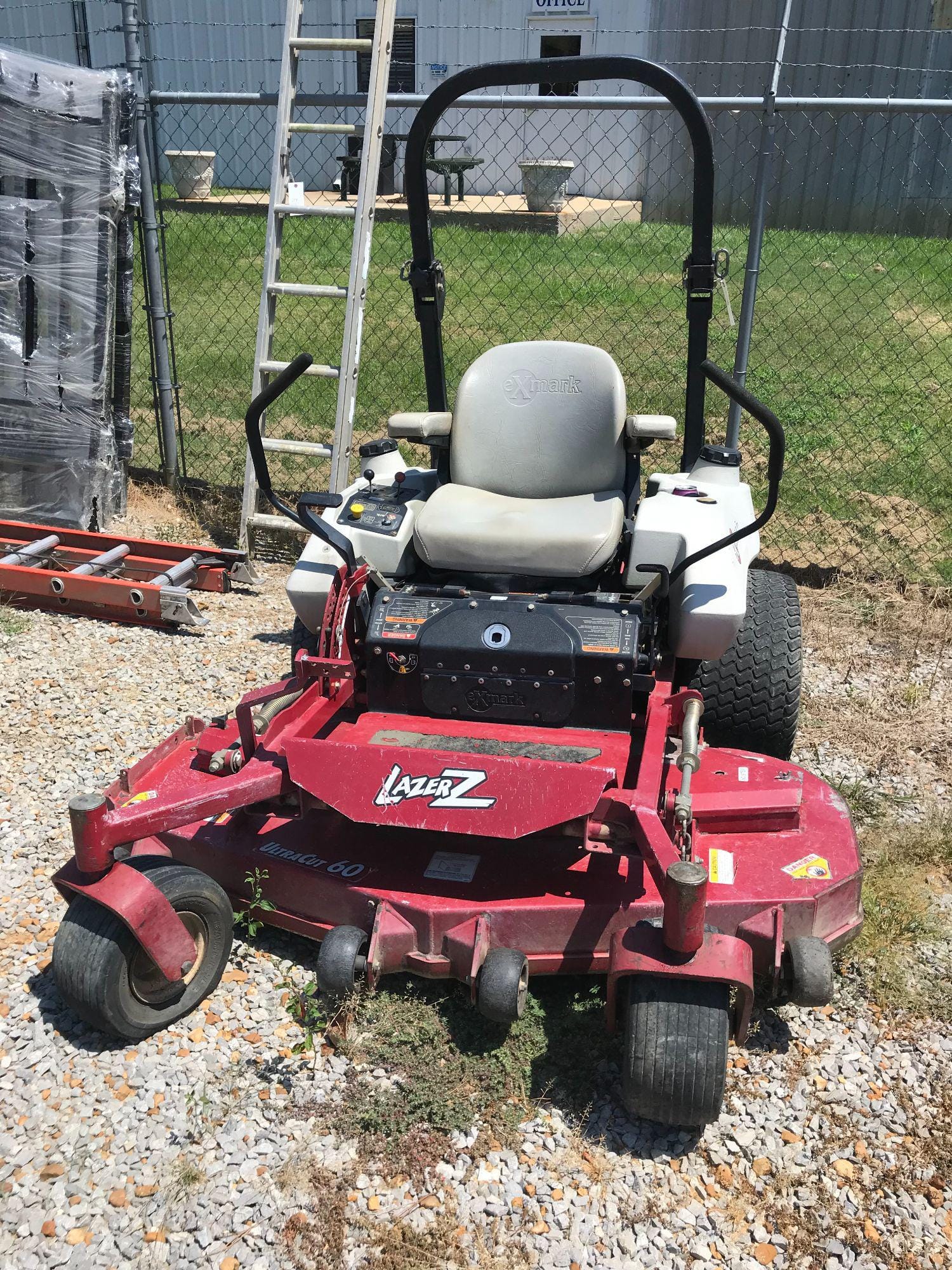 Main image Exmark Lazer Z