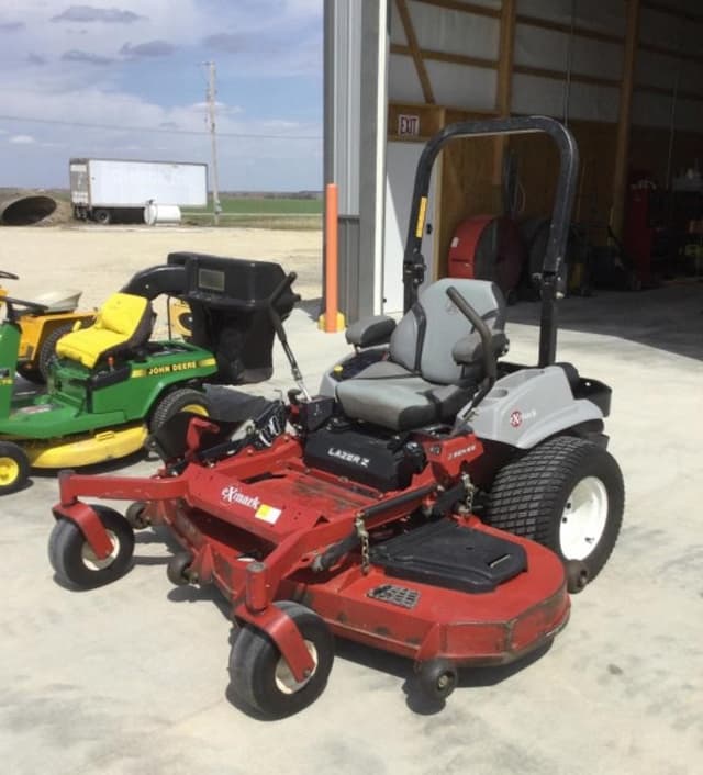 Image of Exmark Lazer Z equipment image 1