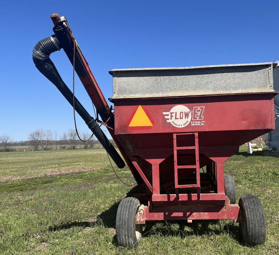 EZFlow 300 Harvesting Gravity Wagons for Sale Tractor Zoom