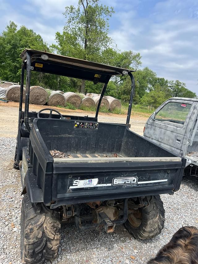 Image of EZ-GO ST 4x4 equipment image 2