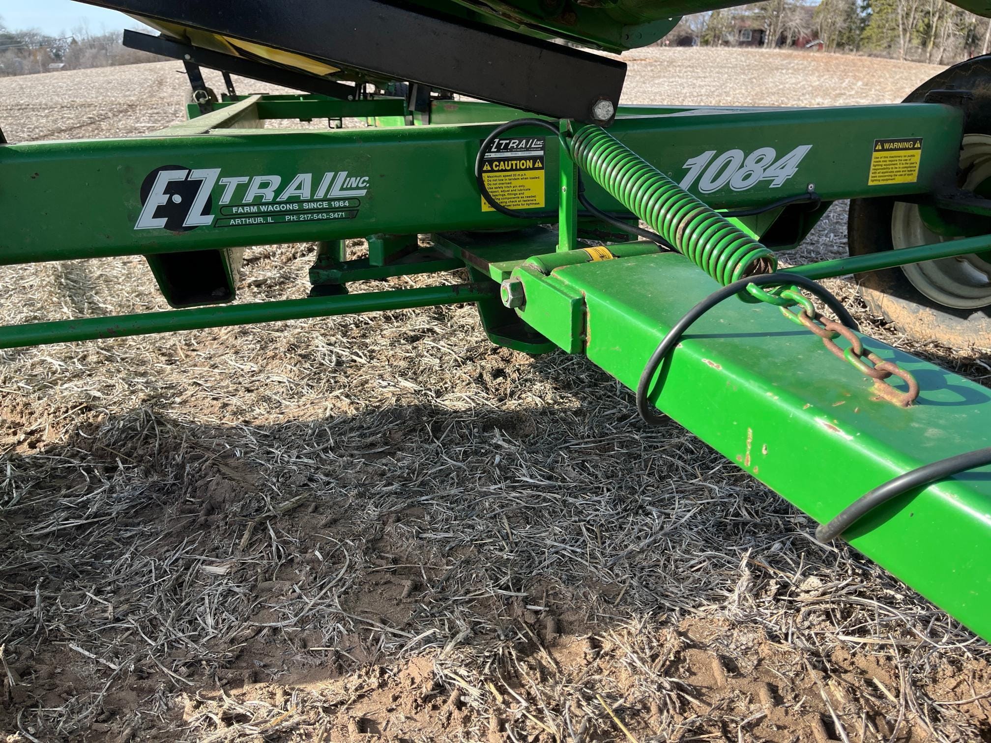 E-Z Trail 1084 Equipment Image0