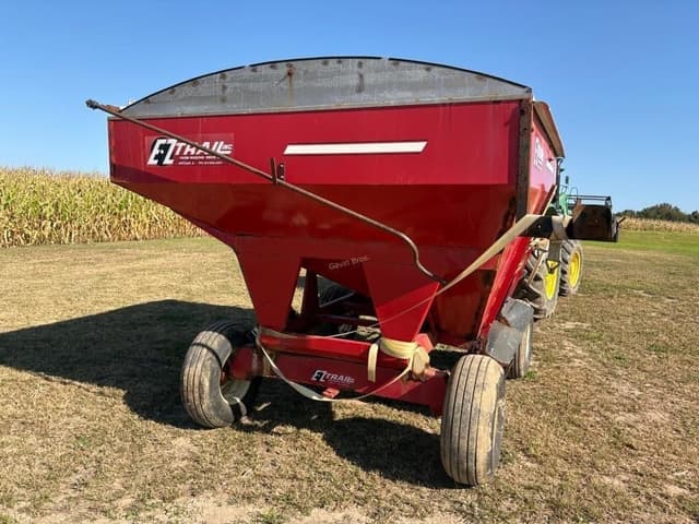 Image of E-Z Trail 230 equipment image 4