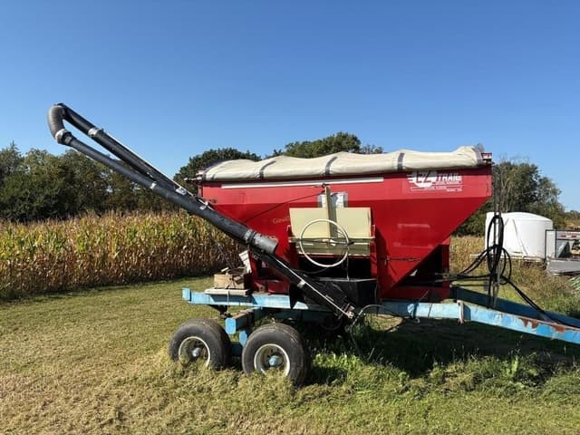 Image of E-Z Trail 230 equipment image 4