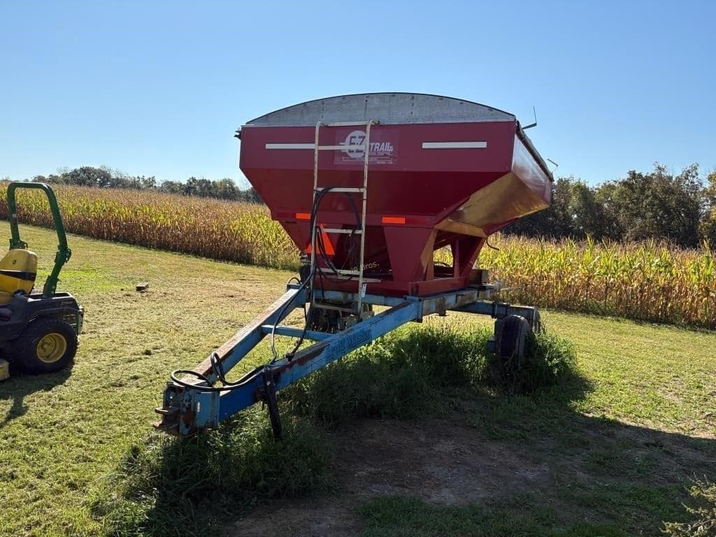 Image of E-Z Trail 230 Primary image