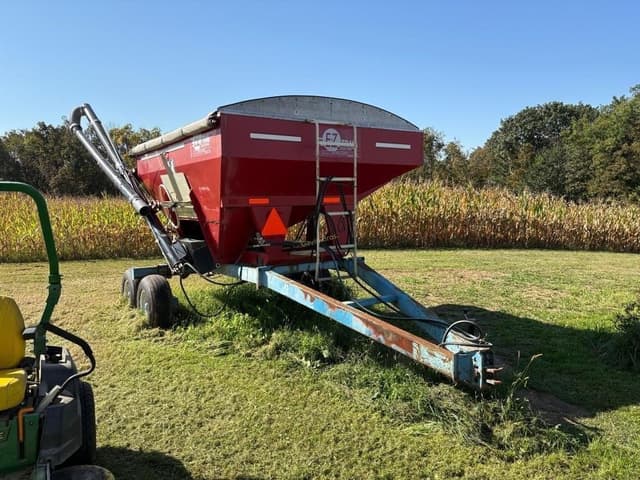 Image of E-Z Trail 230 equipment image 1