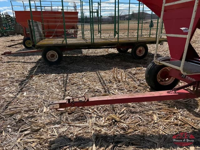 Image of E-Z Trail 3400 equipment image 2