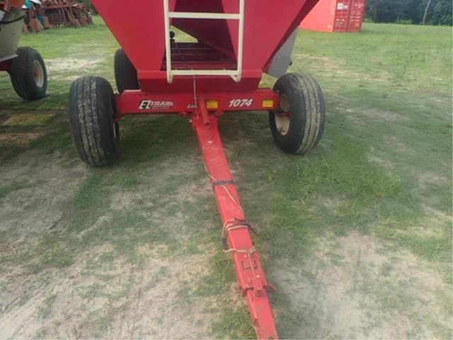 Image of E-Z Trail 3400 equipment image 2