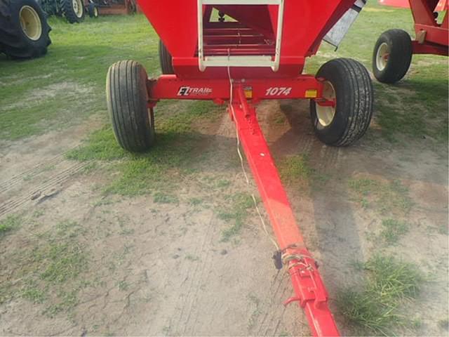 Image of E-Z Trail 3400 equipment image 2