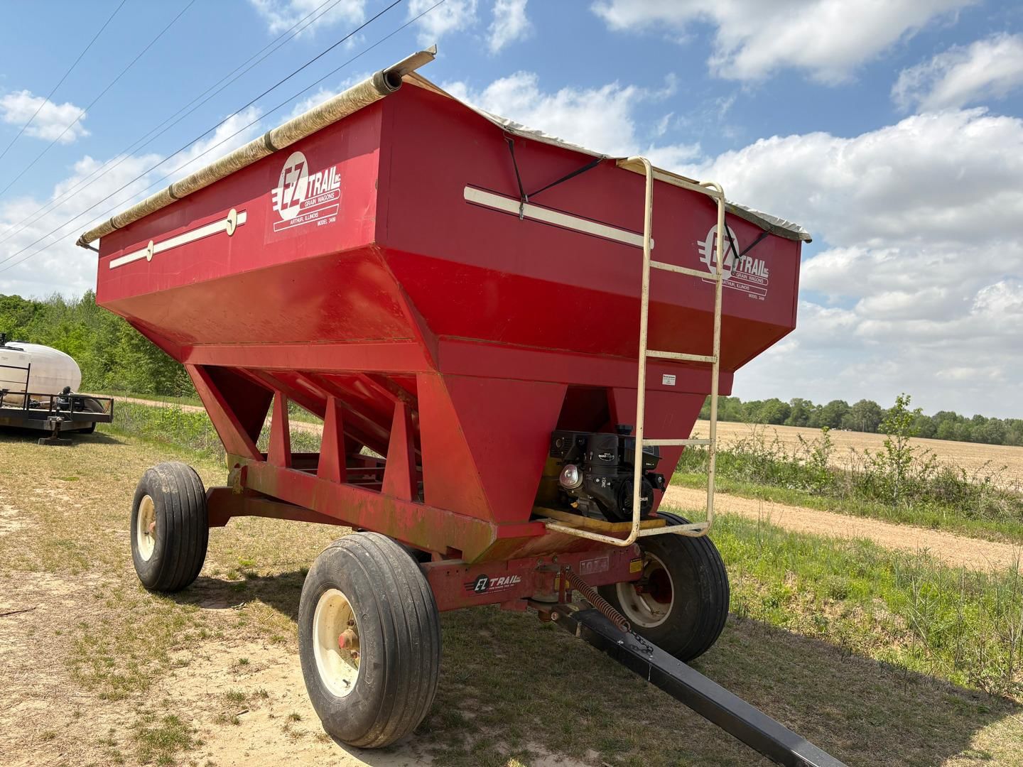 Main image E-Z Trail 3400