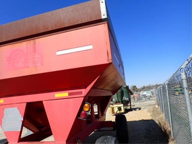 Image of E-Z Trail 3400 equipment image 4