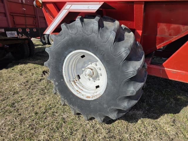 Image of E-Z Trail 475 equipment image 1