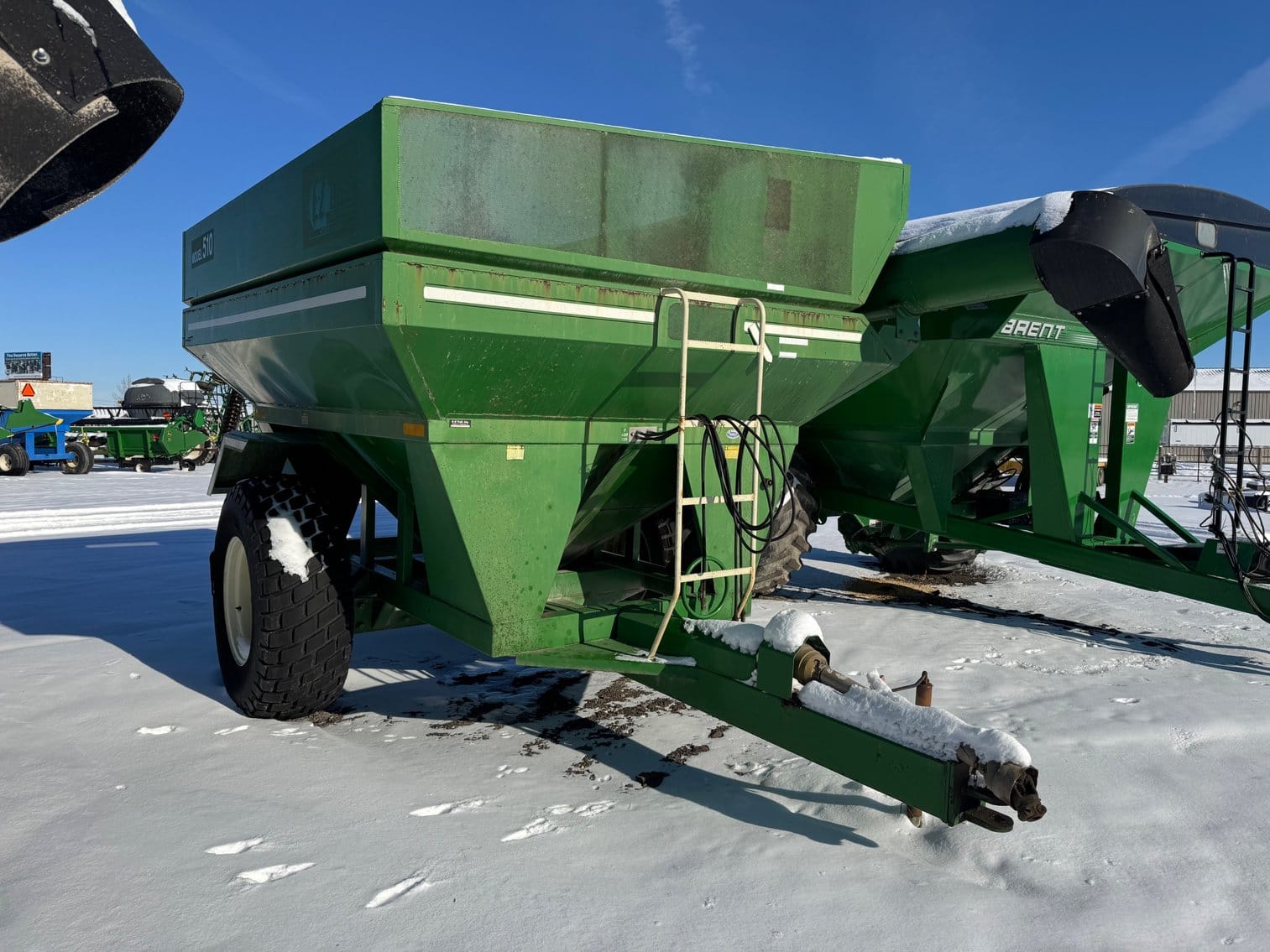 E-Z Trail 510 Equipment Image0